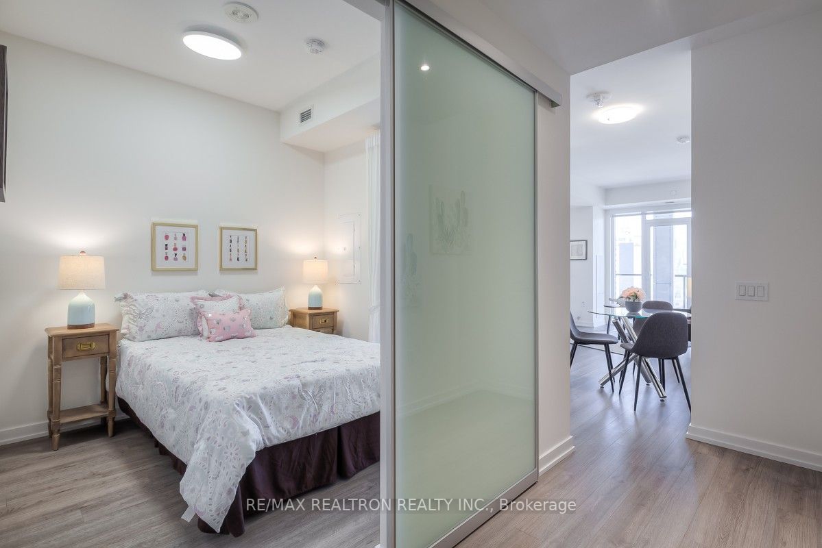 50 Power St, #1025