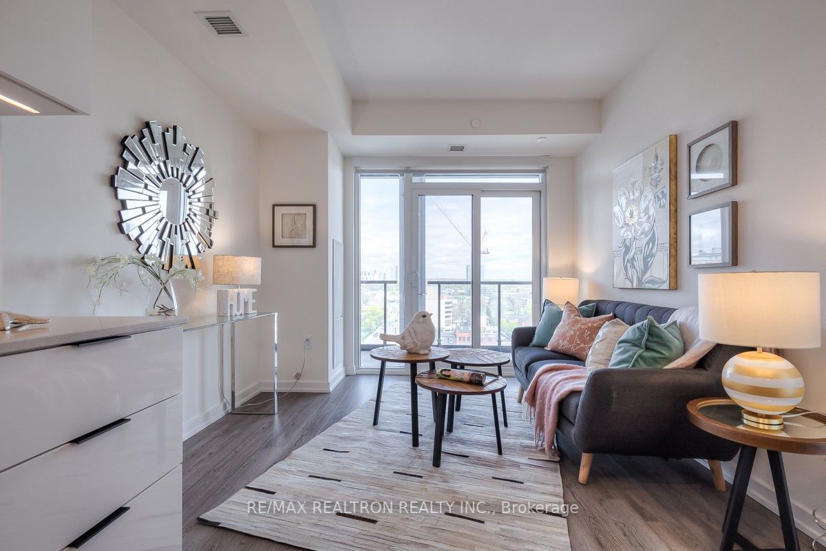 50 Power St, #1025