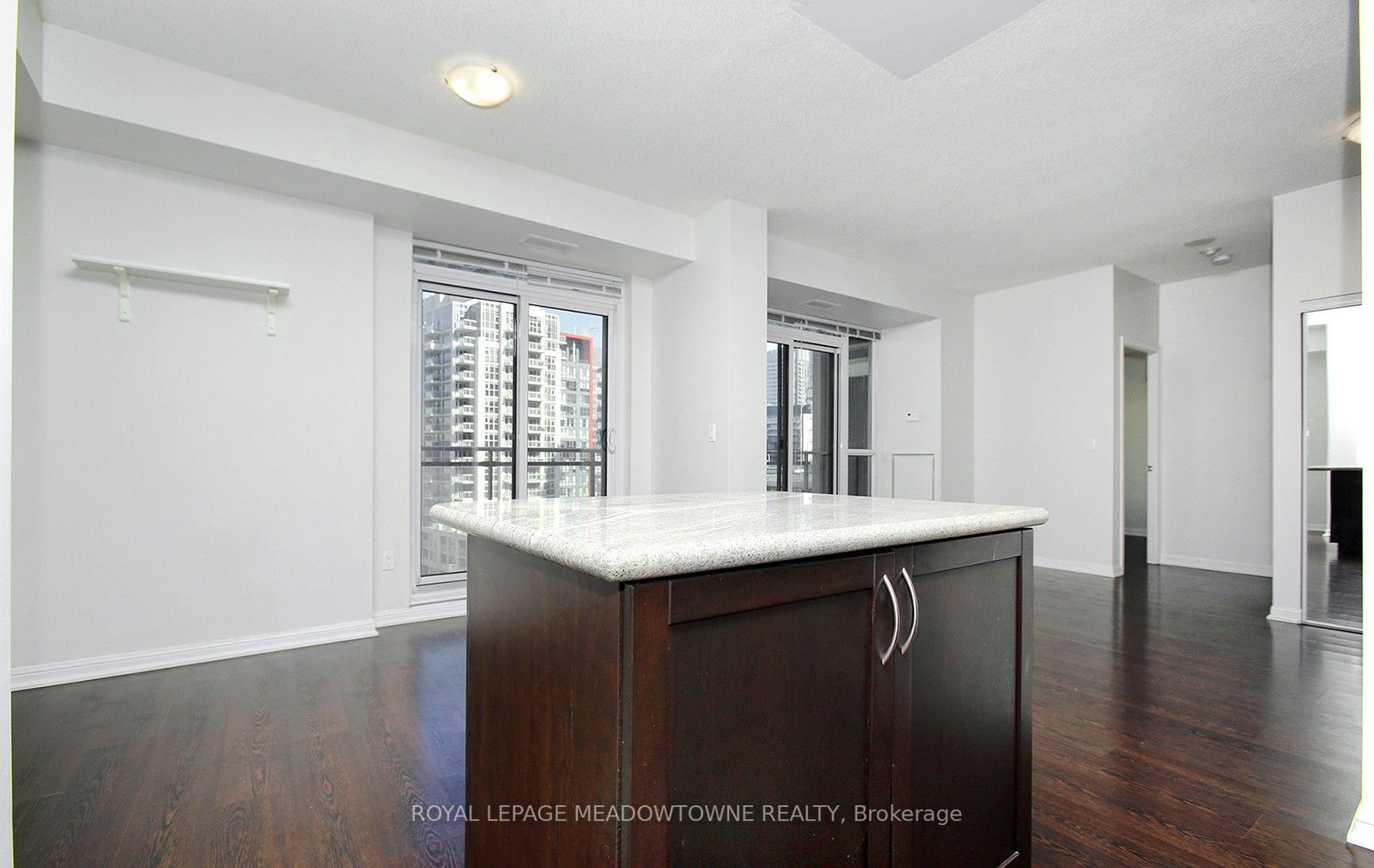628 Fleet St, #916