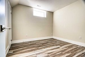 30 Rockvale Ave