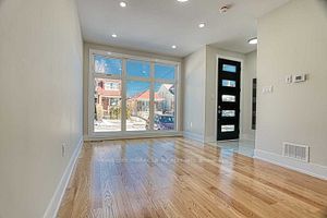30 Rockvale Ave