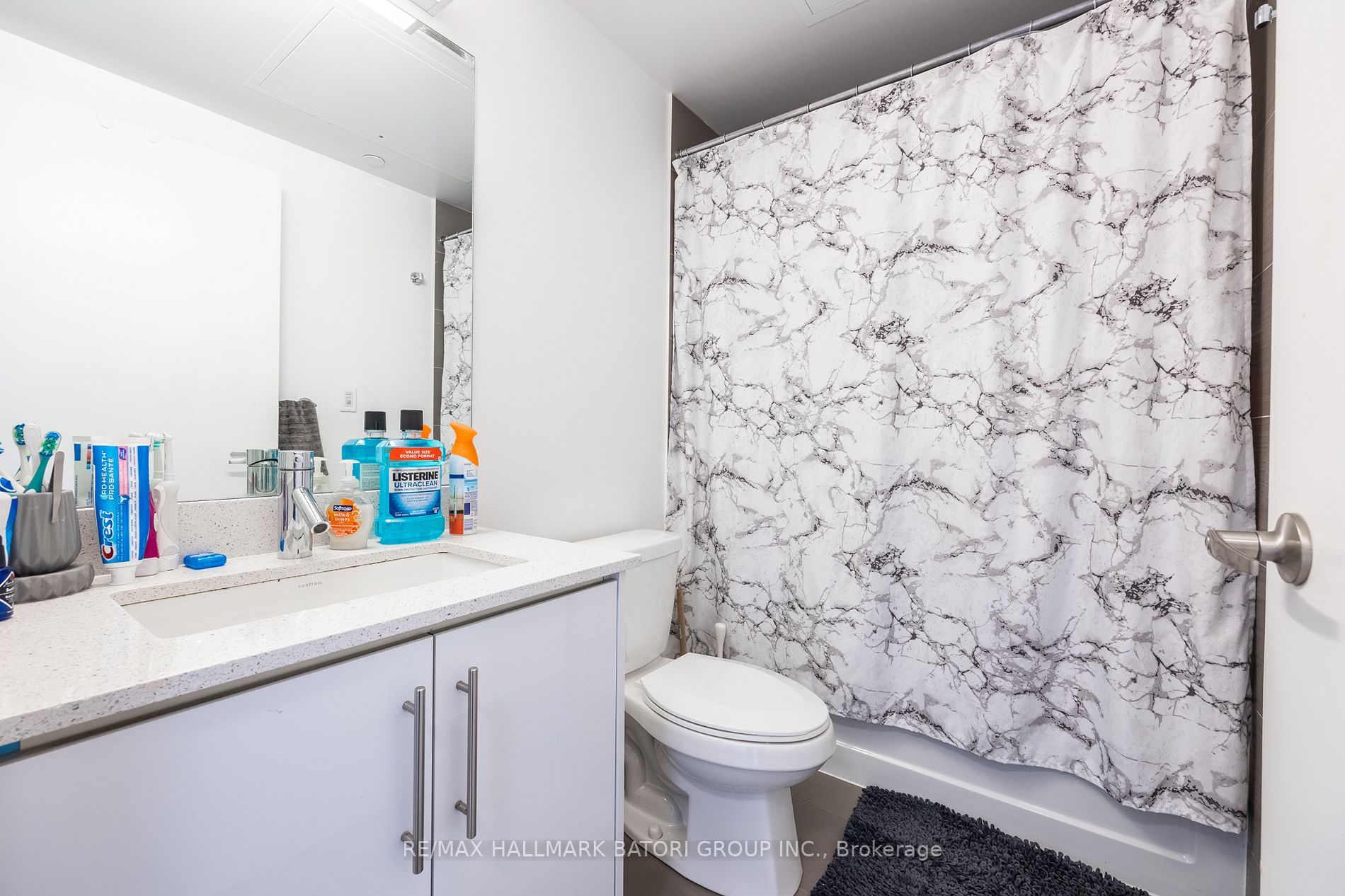 58 Orchard View Boulevard, #1702