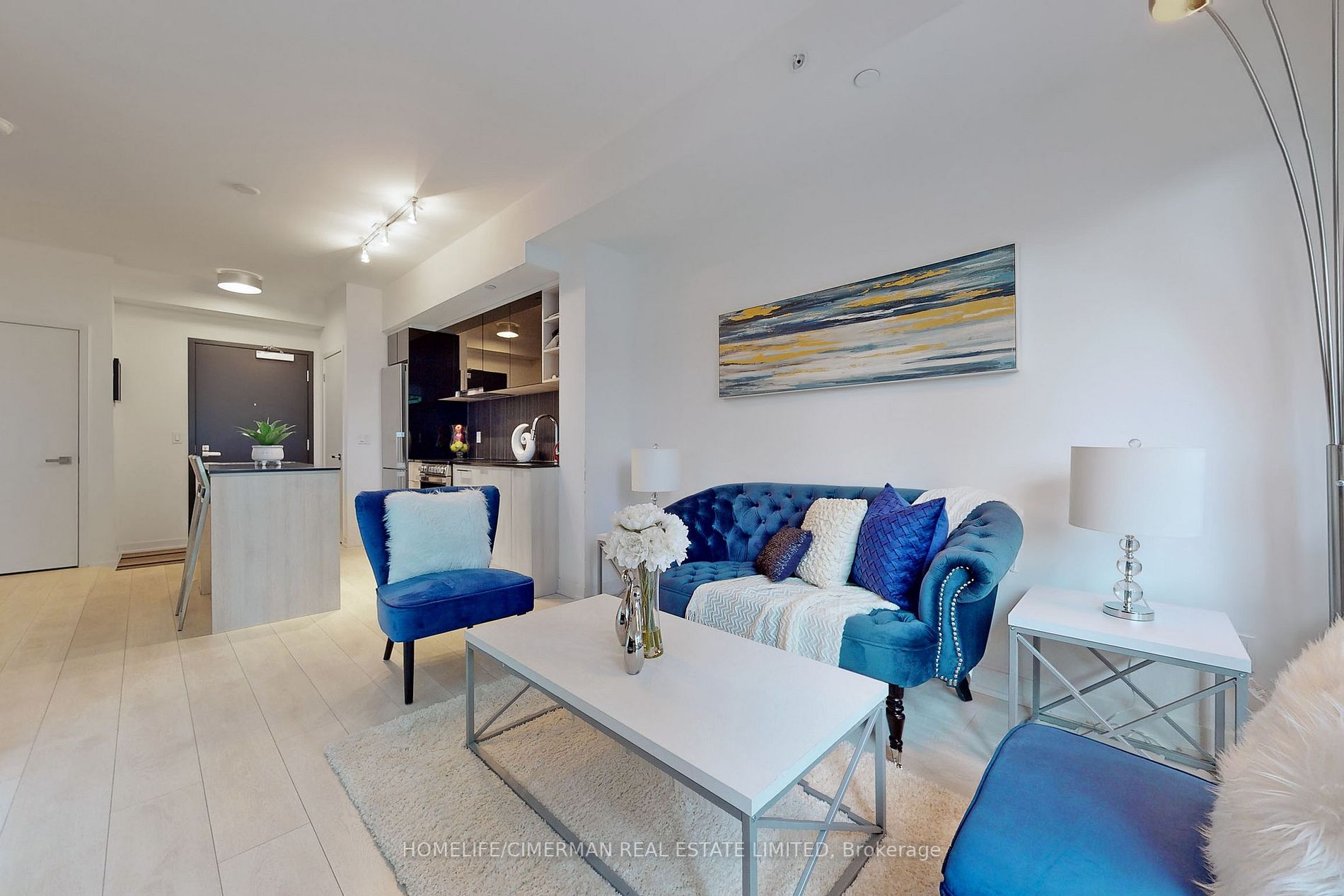31 Tippett Rd, #736