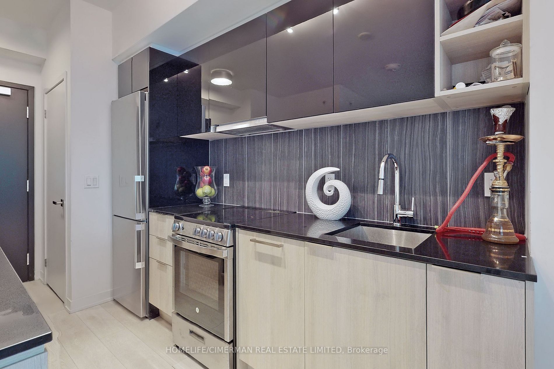 31 Tippett Rd, #736