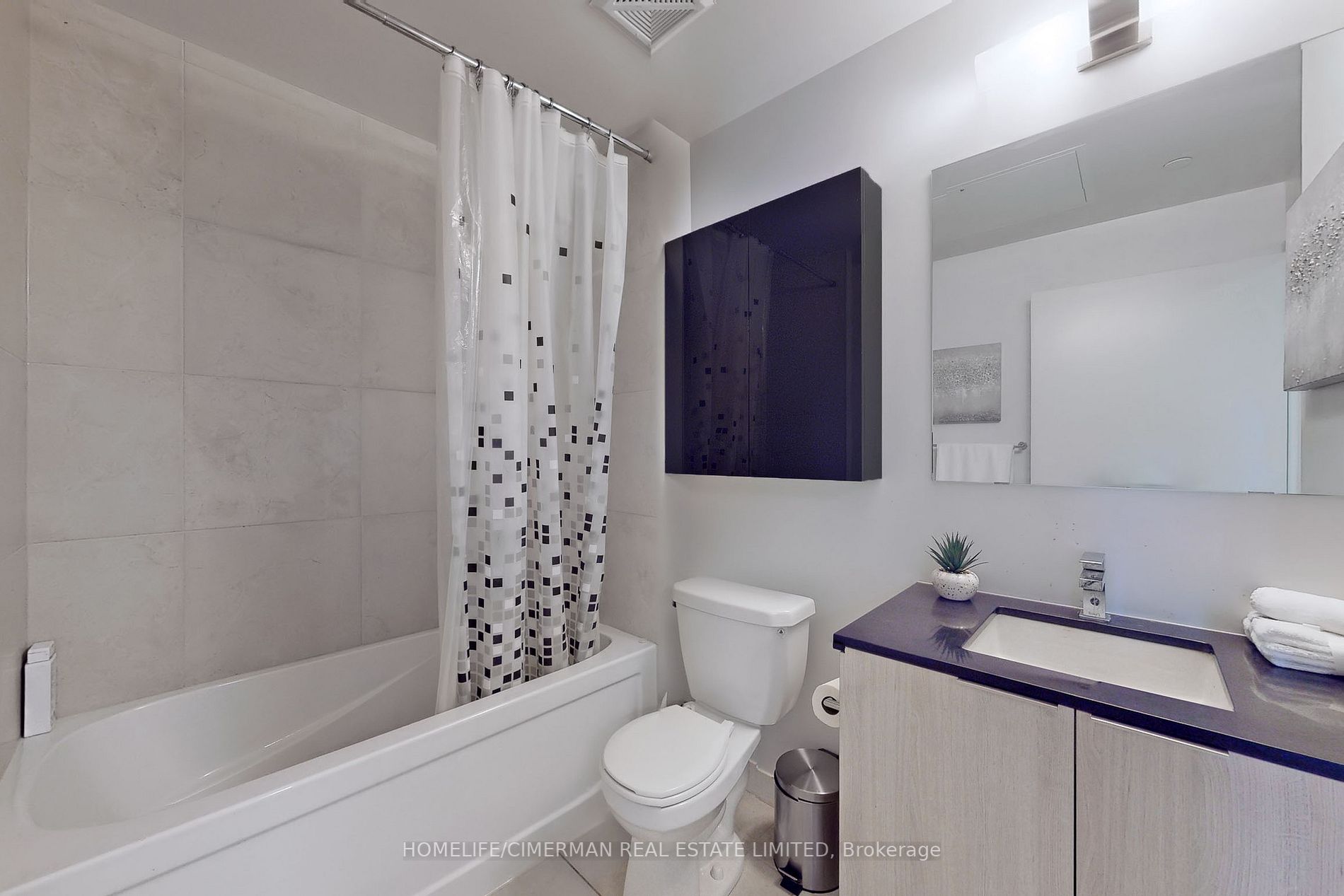 31 Tippett Rd, #736