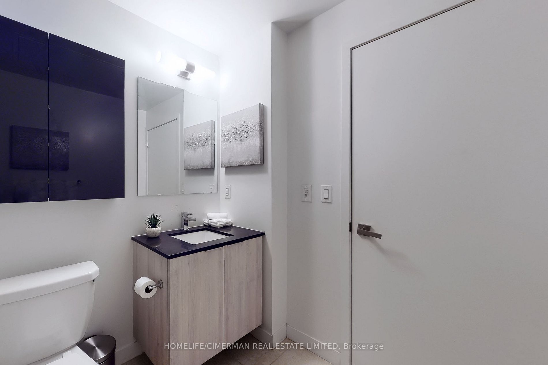 31 Tippett Rd, #736