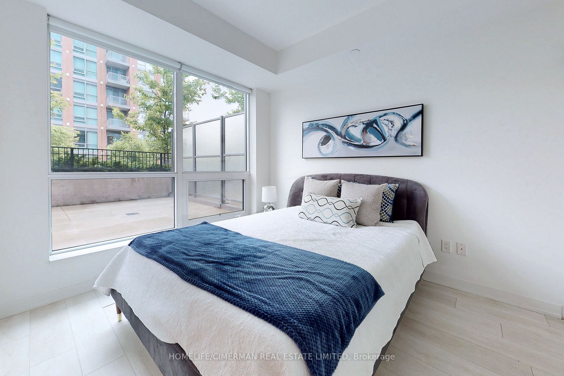 31 Tippett Rd, #736