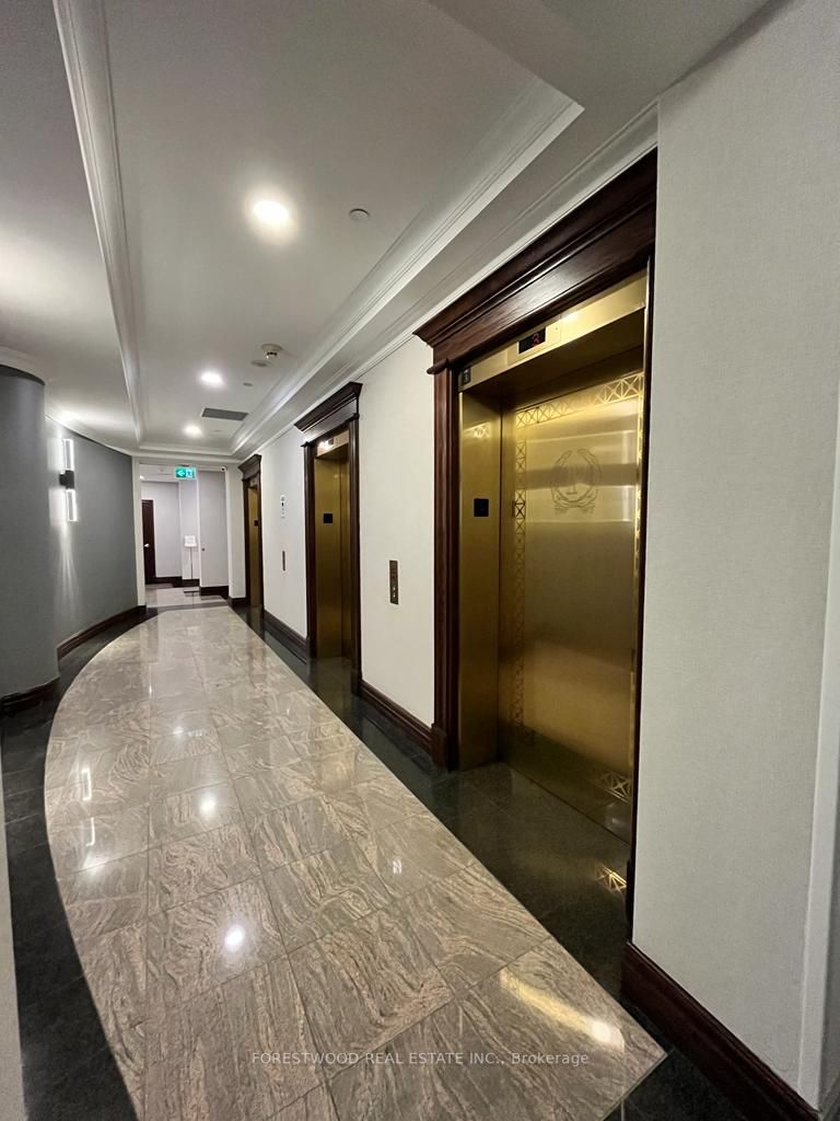 22 Olive Ave, #605
