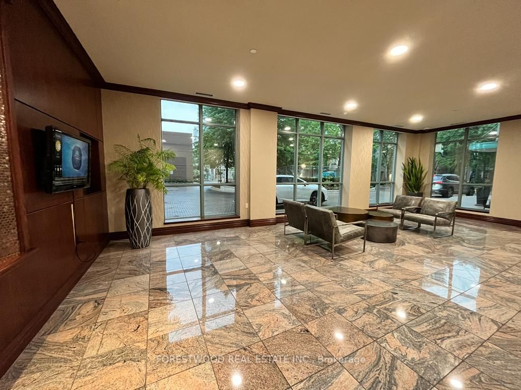 22 Olive Ave, #605