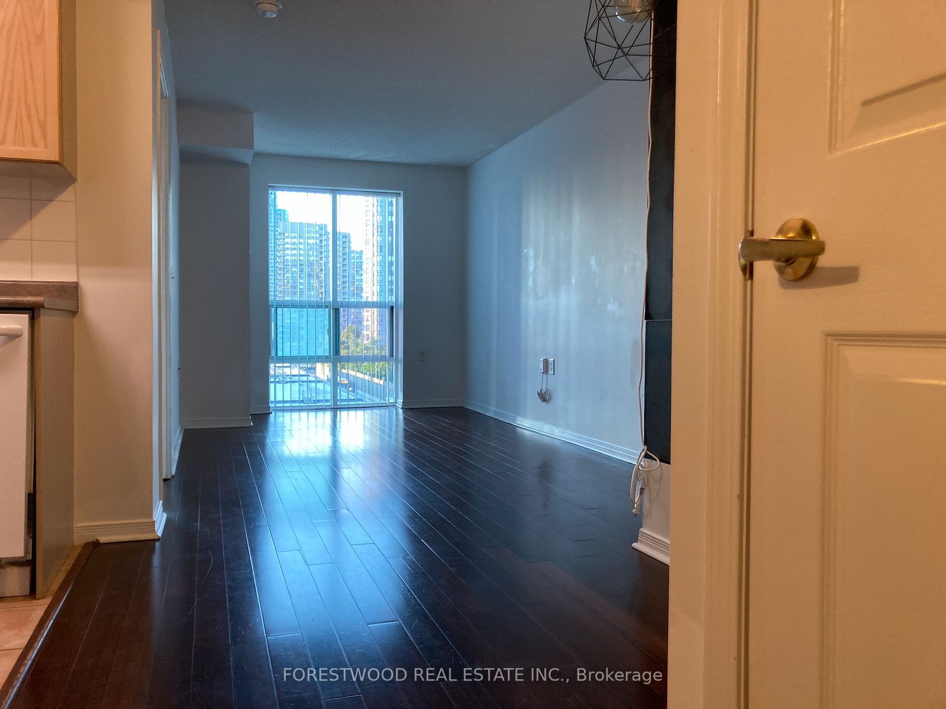 22 Olive Ave, #605