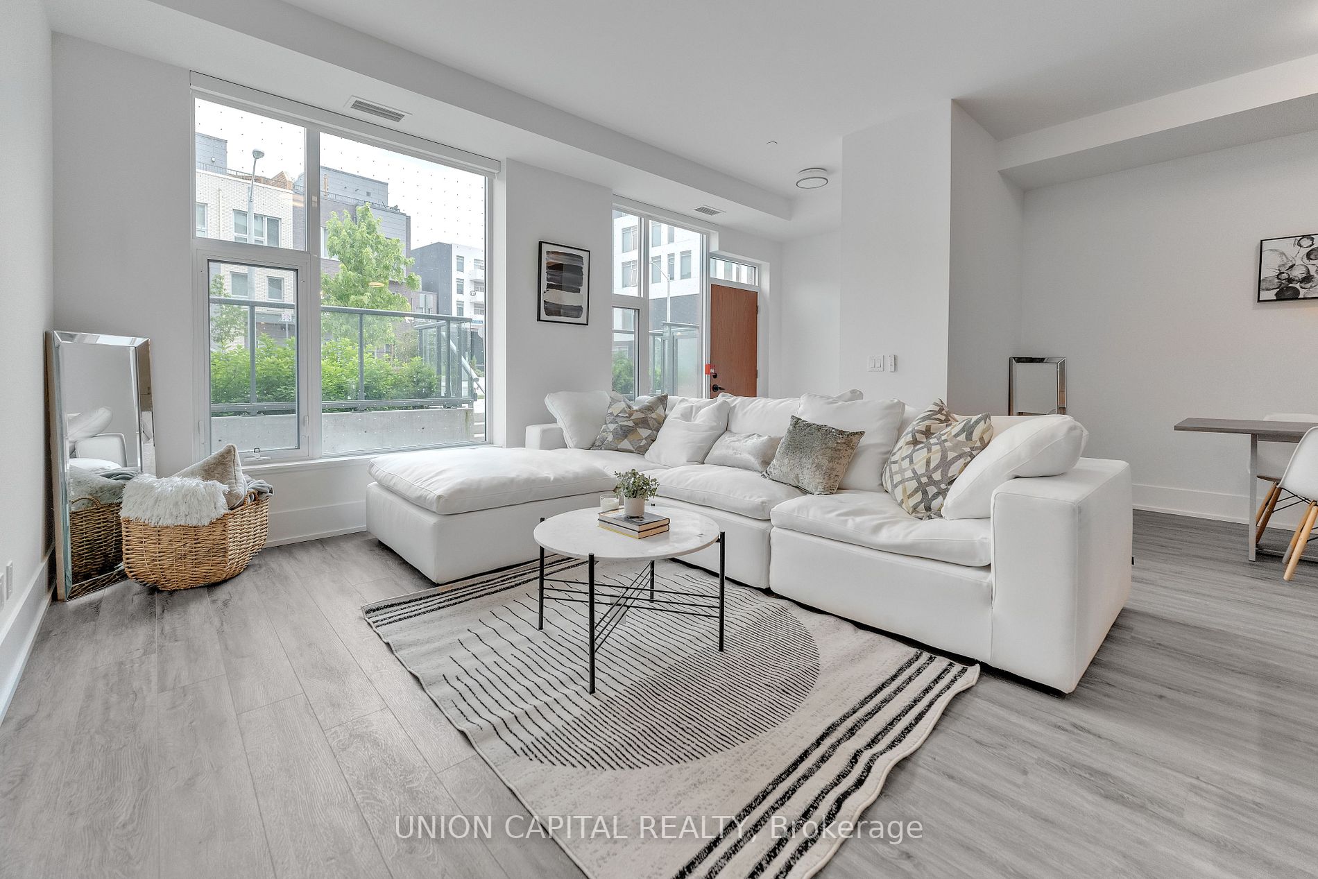 25 Adra Grado Way, #112
