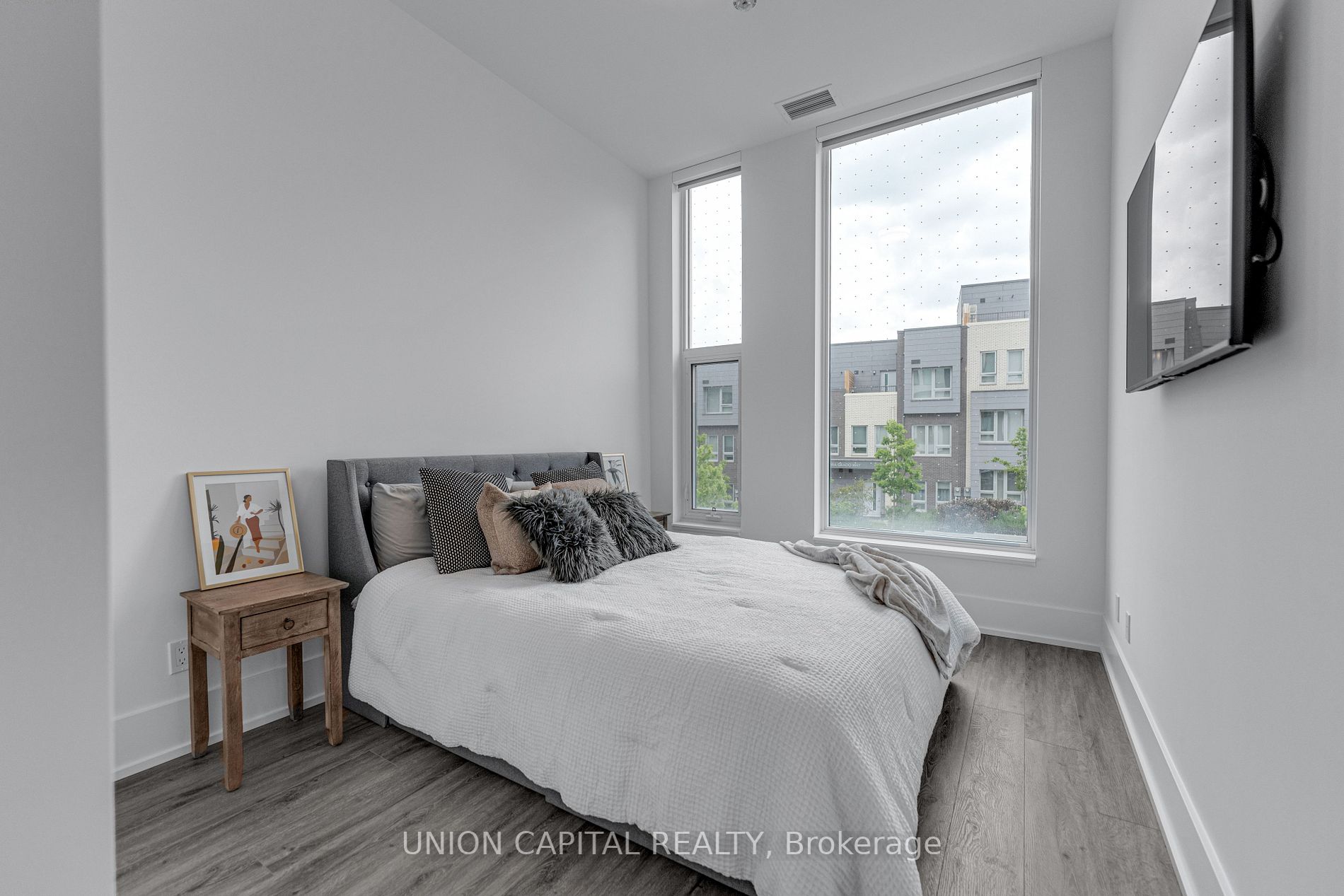 25 Adra Grado Way, #112