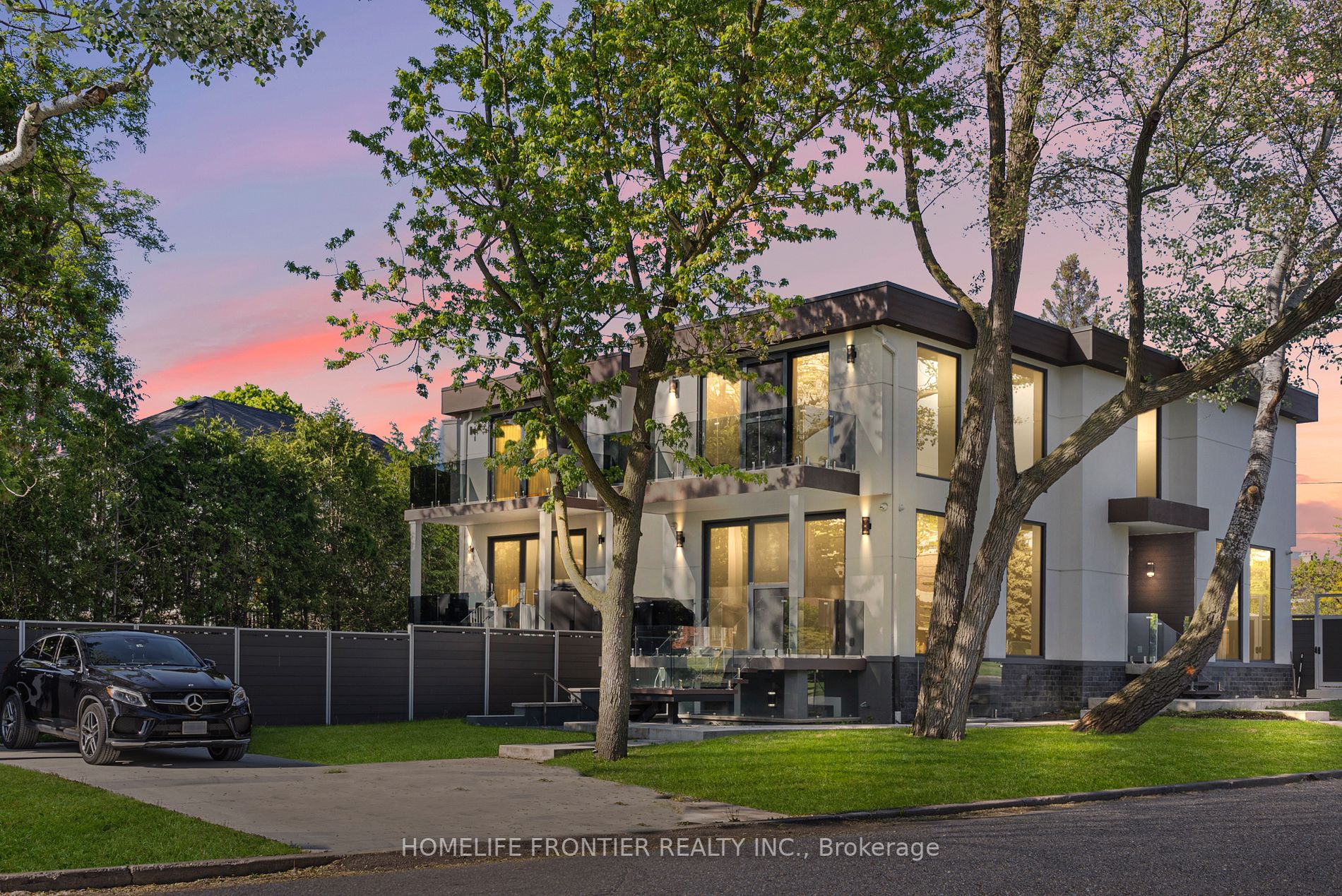 28 Kirkland Blvd