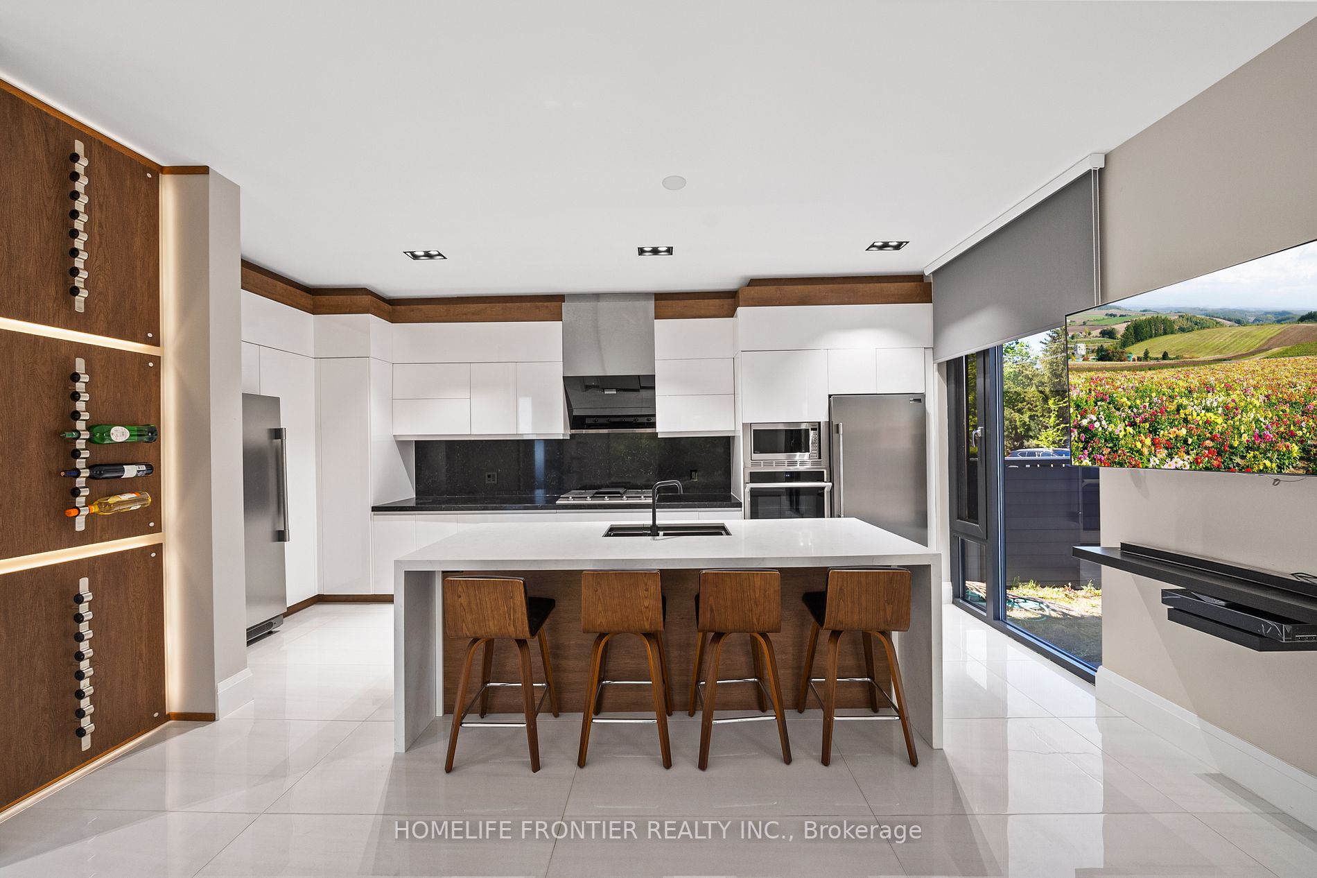 28 Kirkland Blvd
