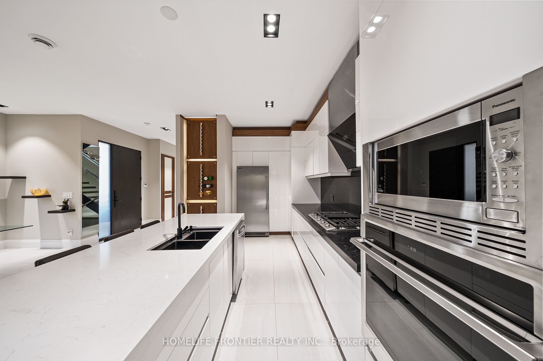 28 Kirkland Blvd