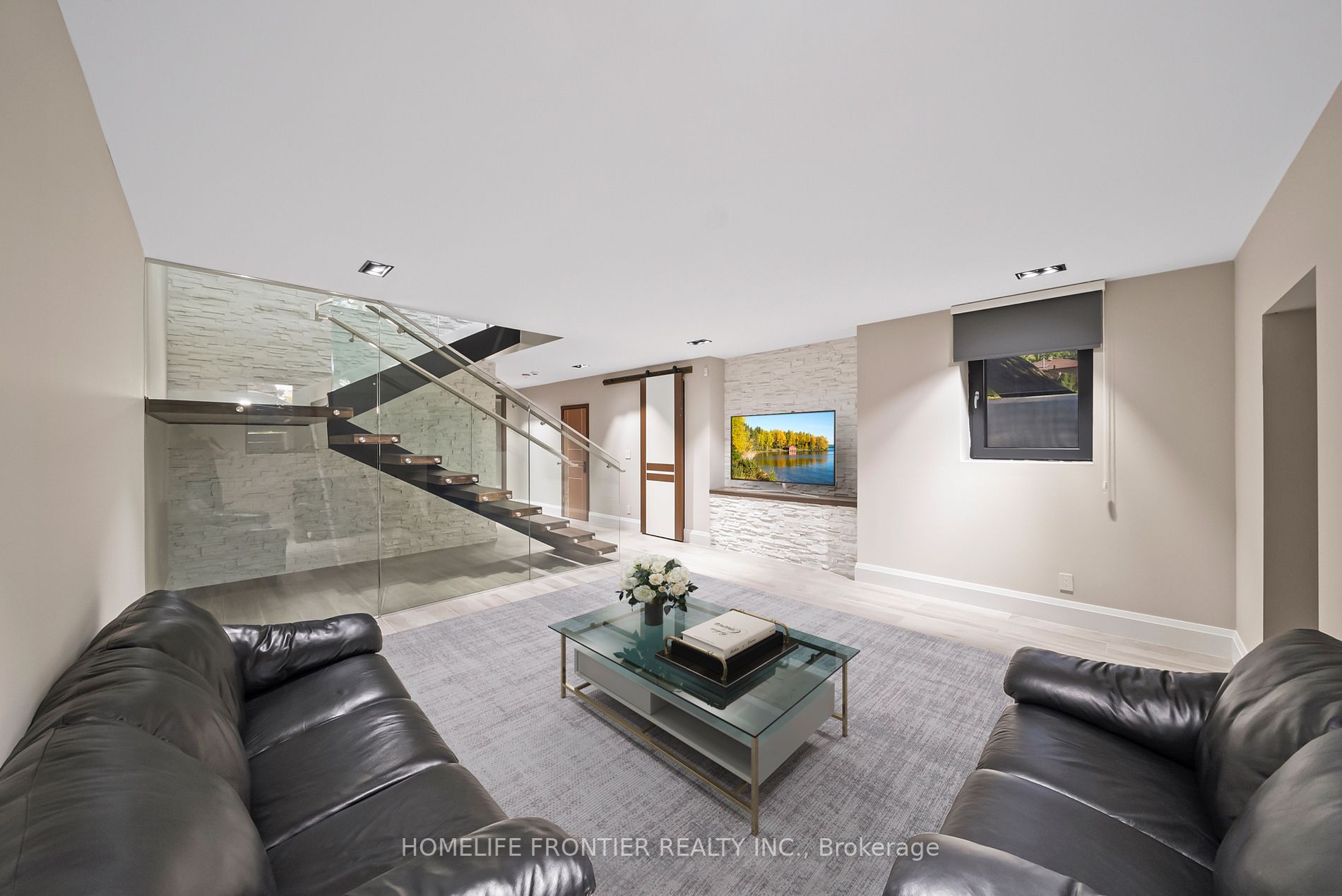 28 Kirkland Blvd