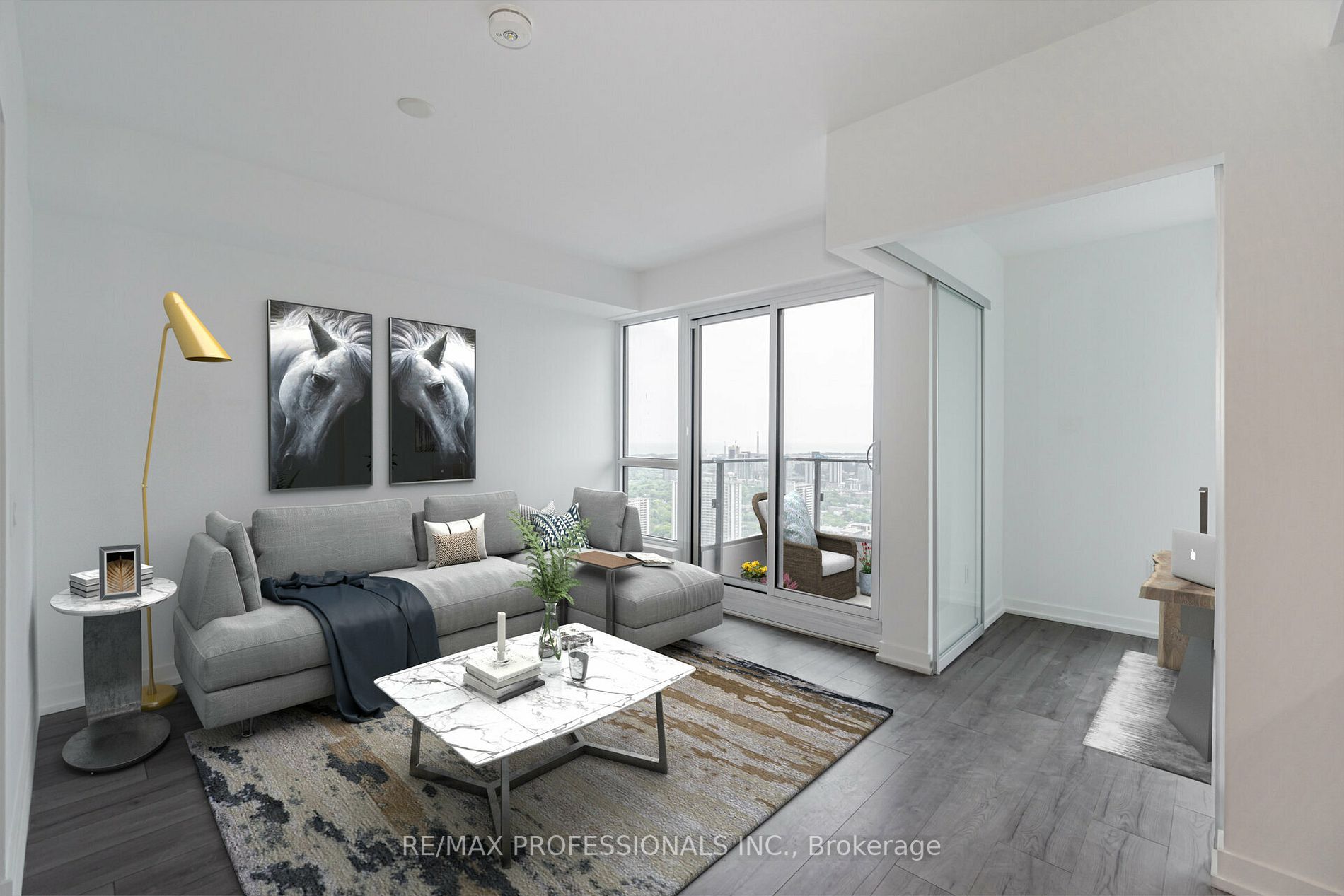 395 Bloor St E, #4001