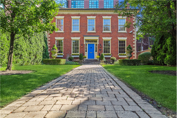 905 Queen St W, Toronto