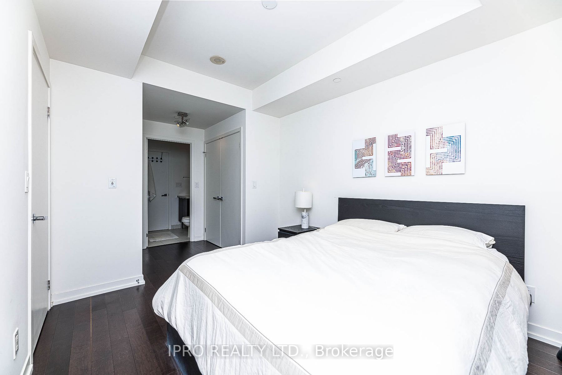 21 Widmer St, #1704