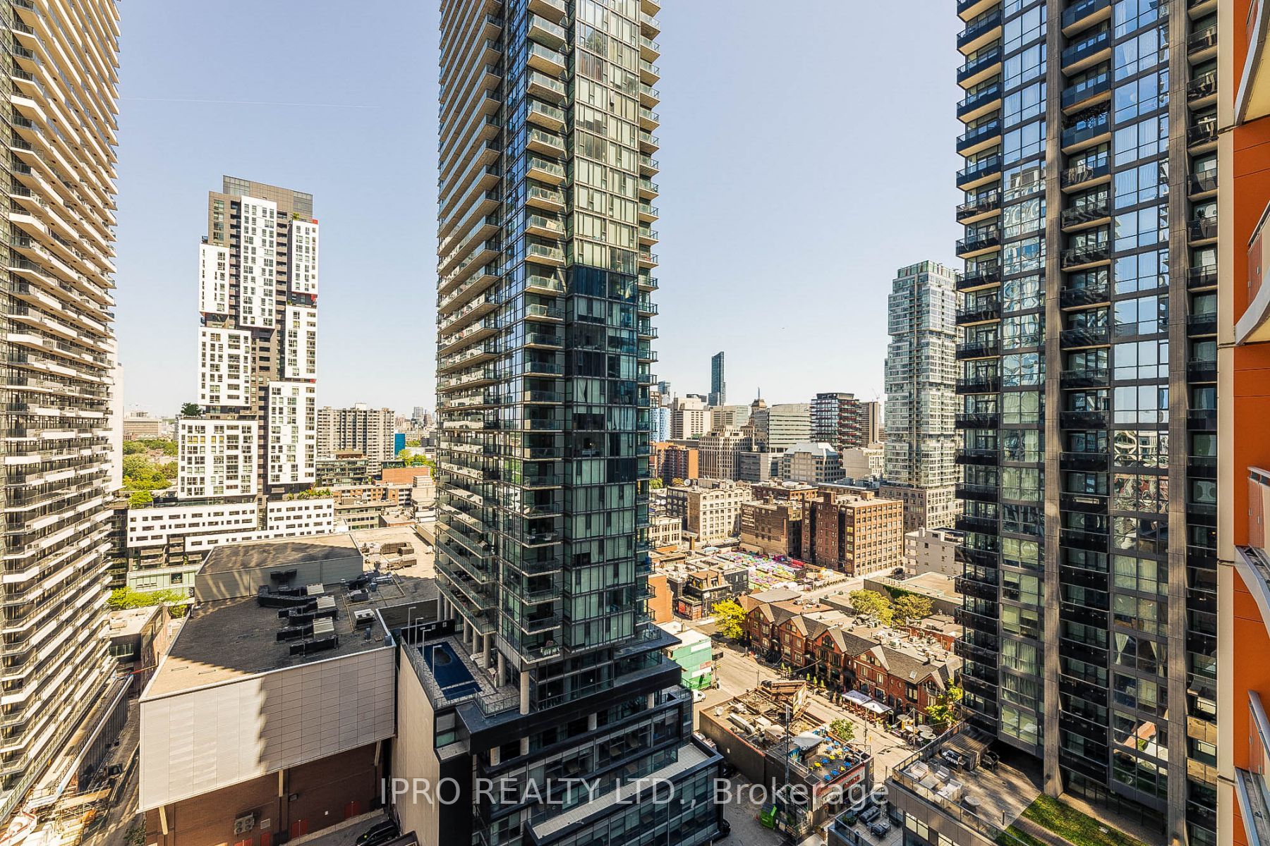 21 Widmer St, #1704