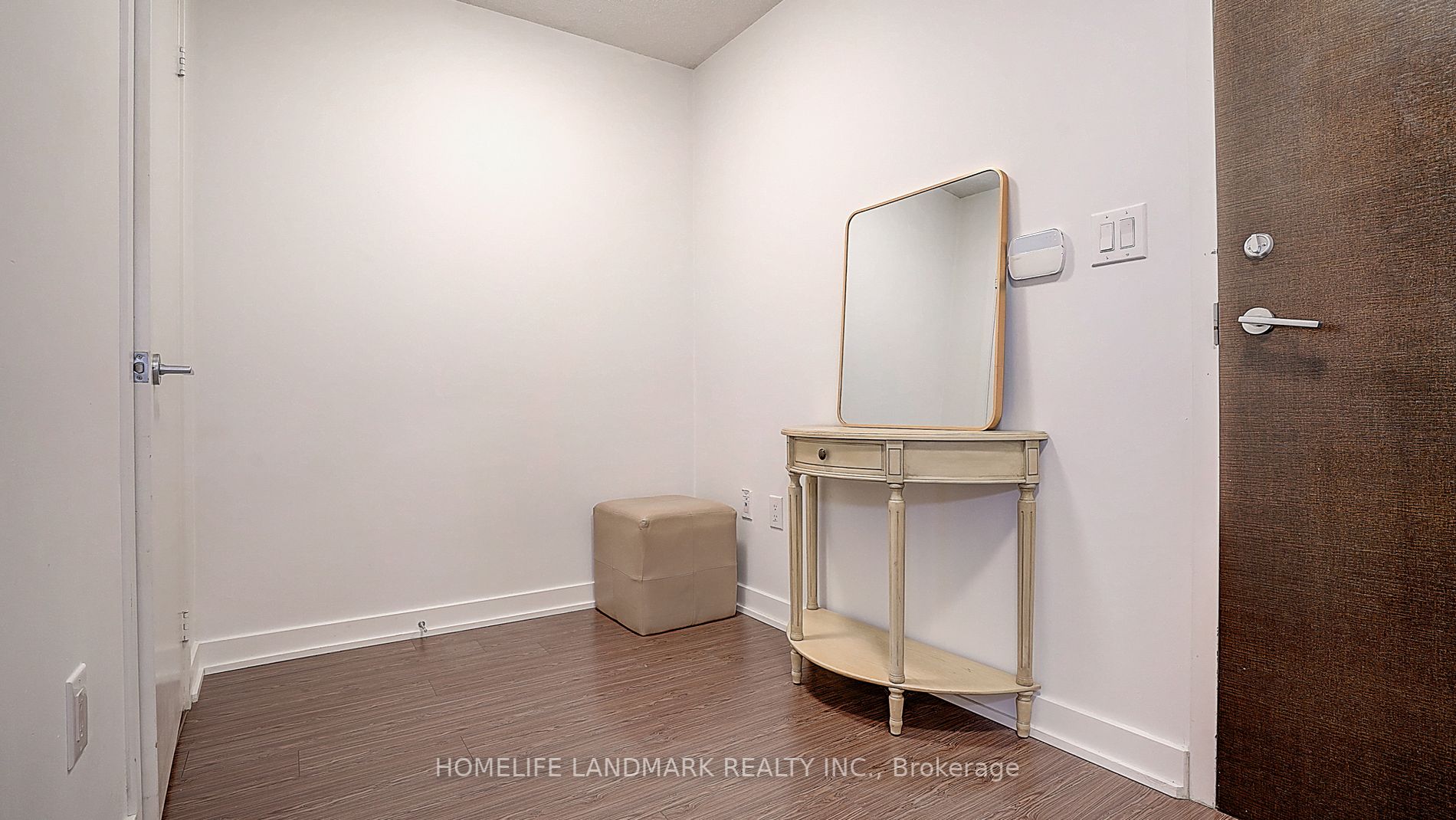 151 Dan Leckie Way, #506