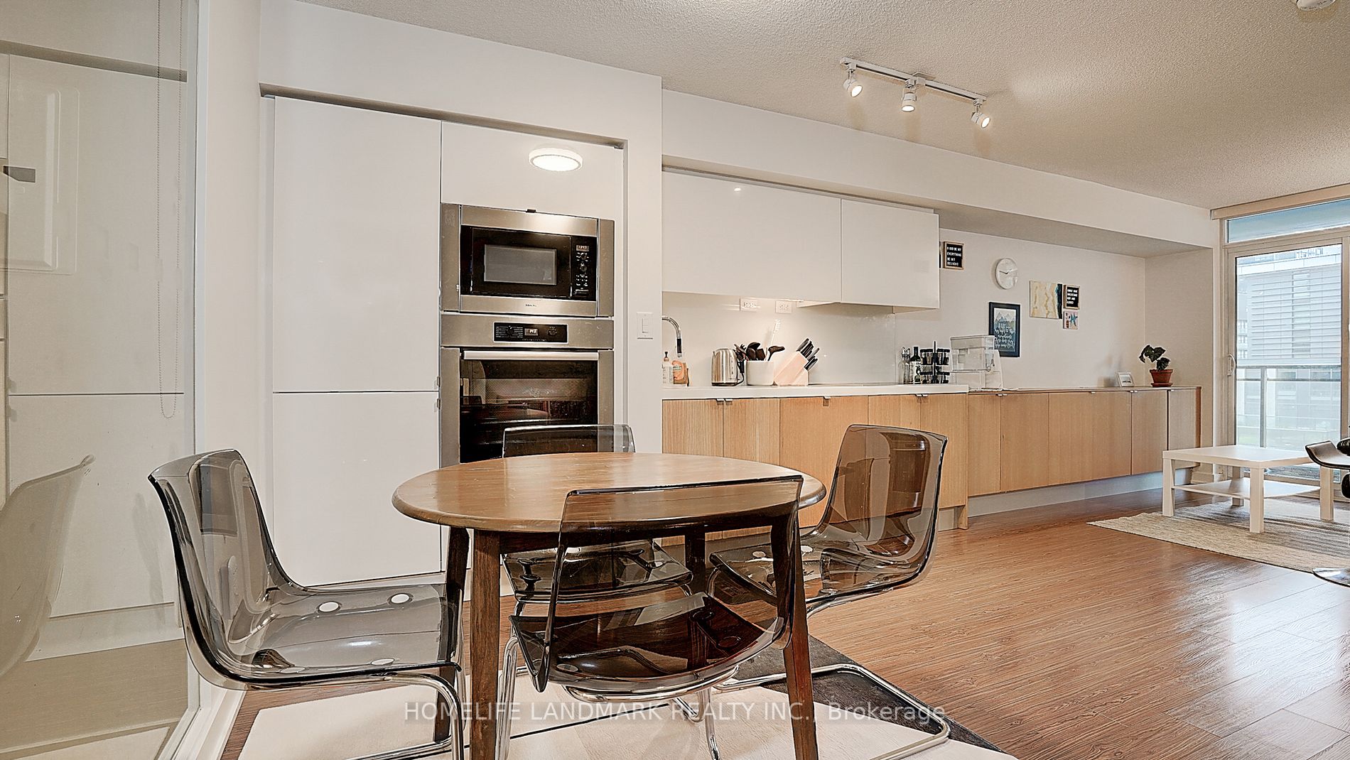 151 Dan Leckie Way, #506