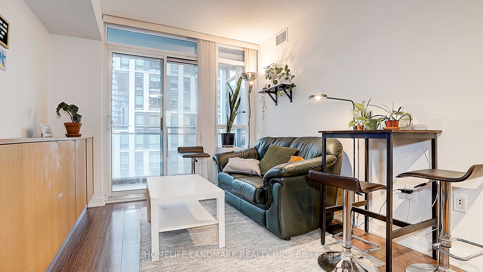 151 Dan Leckie Way, #506