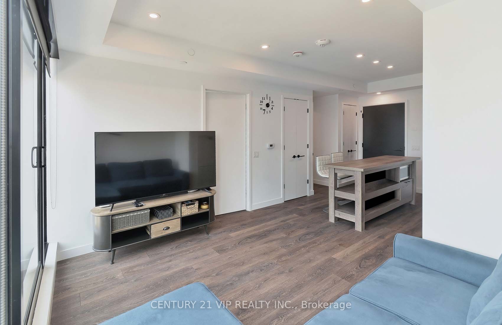 505 Richmond St W, #718