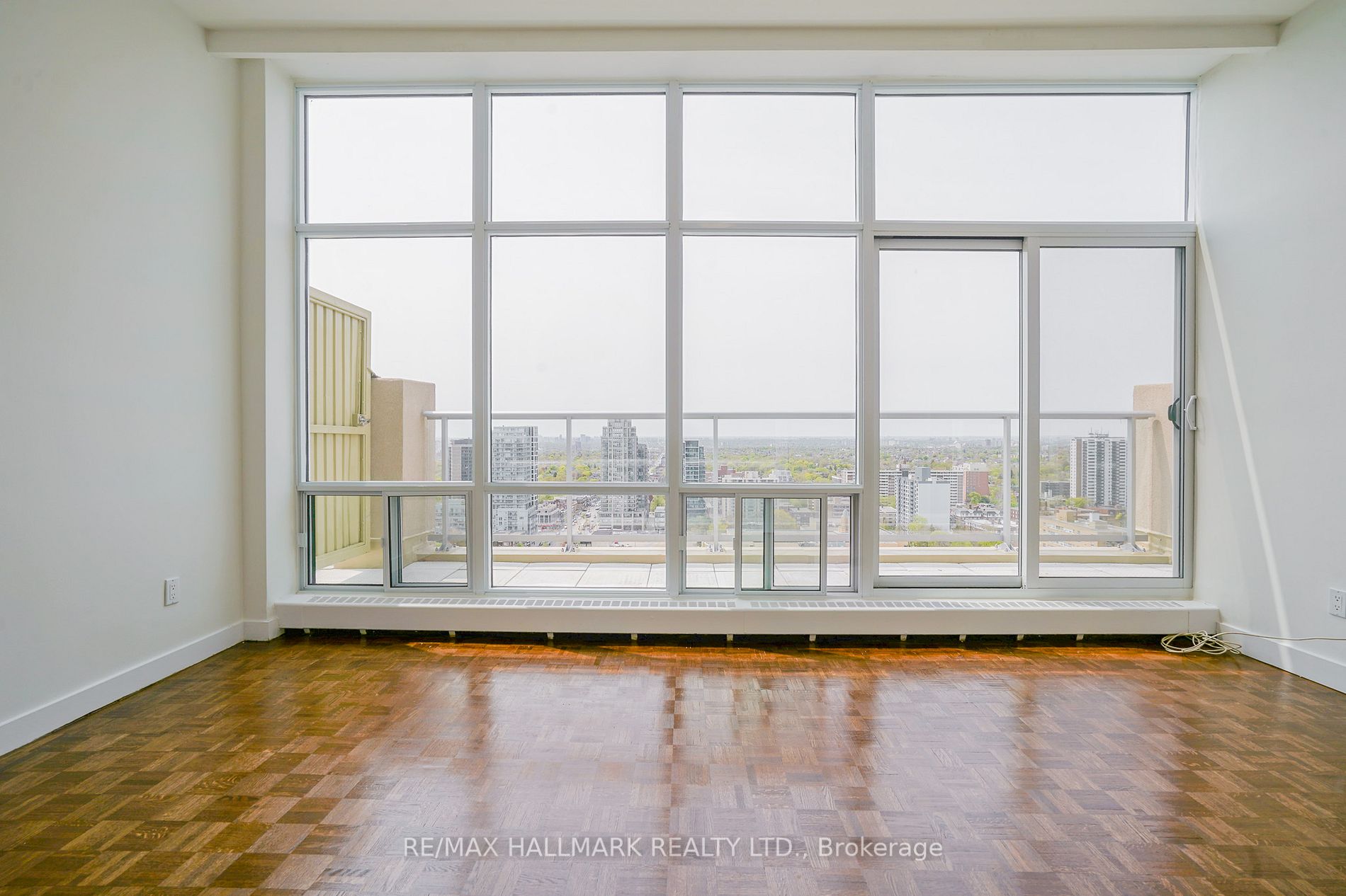 400 Walmer Rd W, #Ph1
