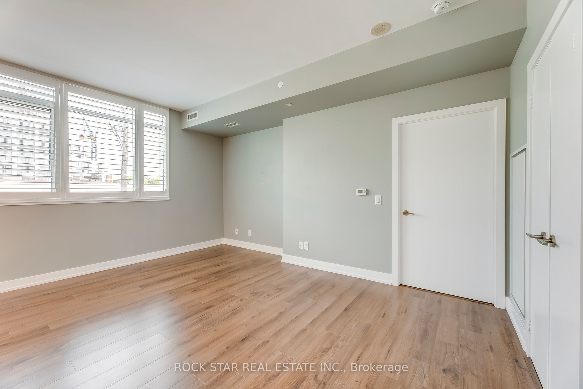 170 Chiltern Hill Rd, #208