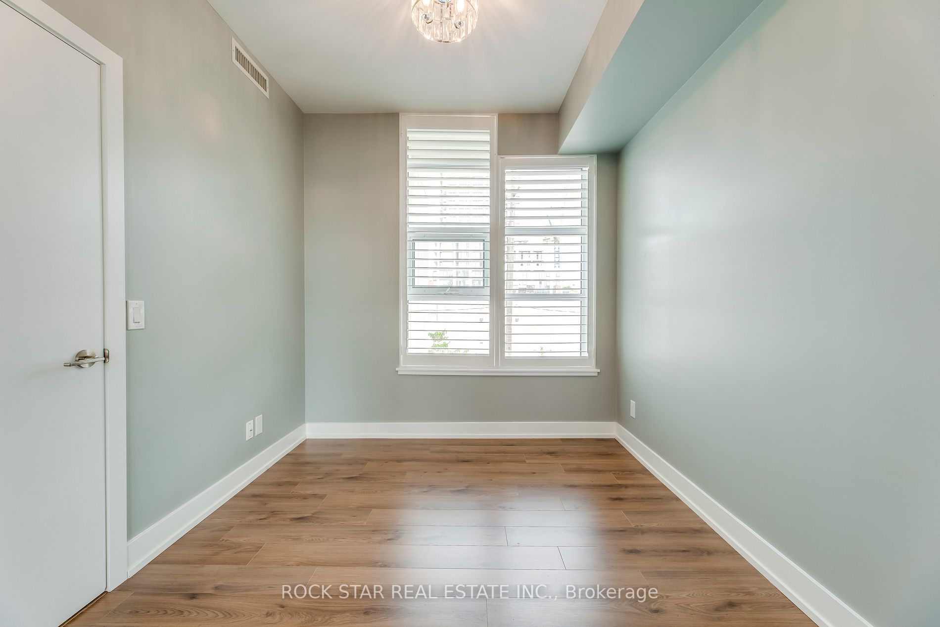 170 Chiltern Hill Rd, #208