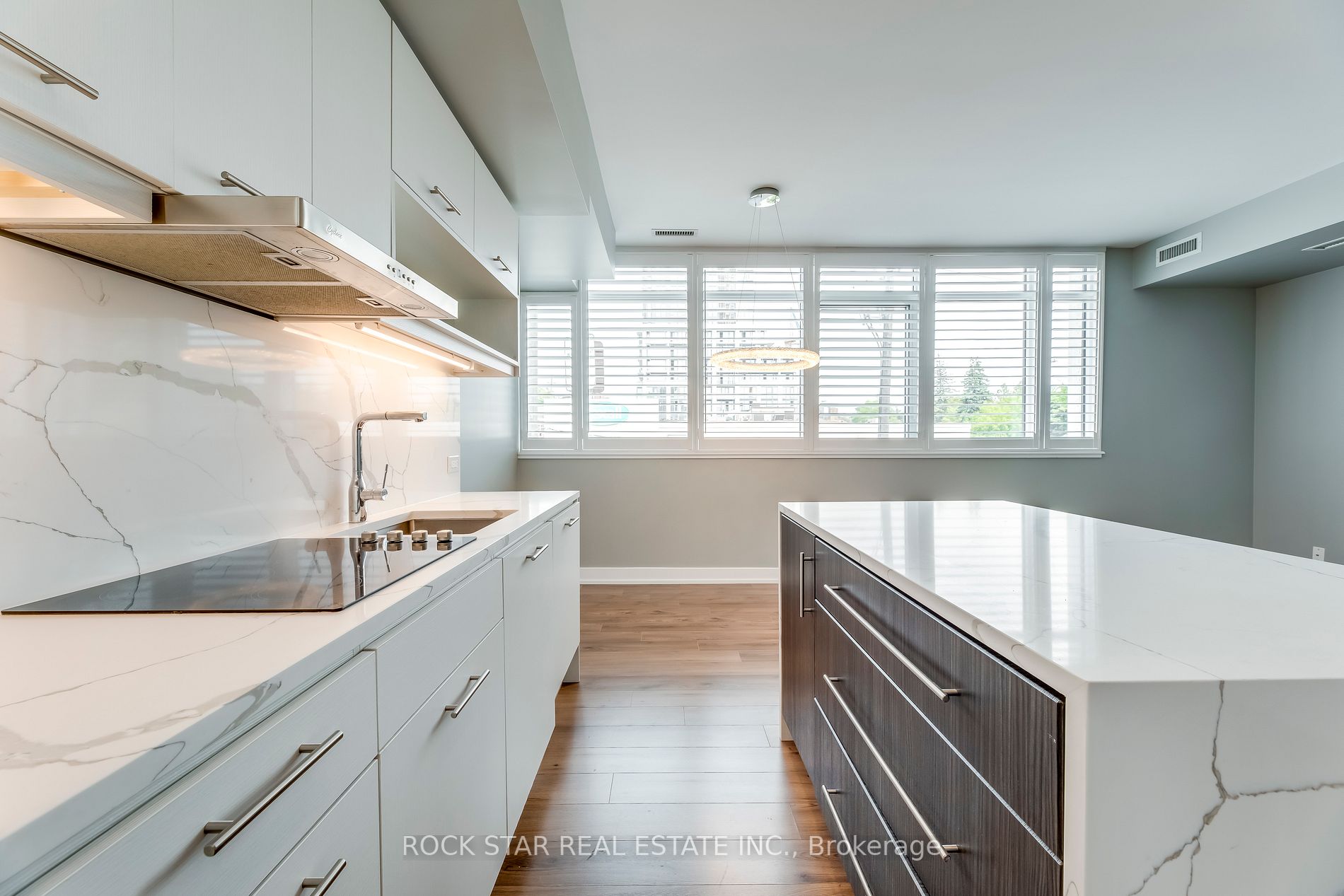 170 Chiltern Hill Rd, #208