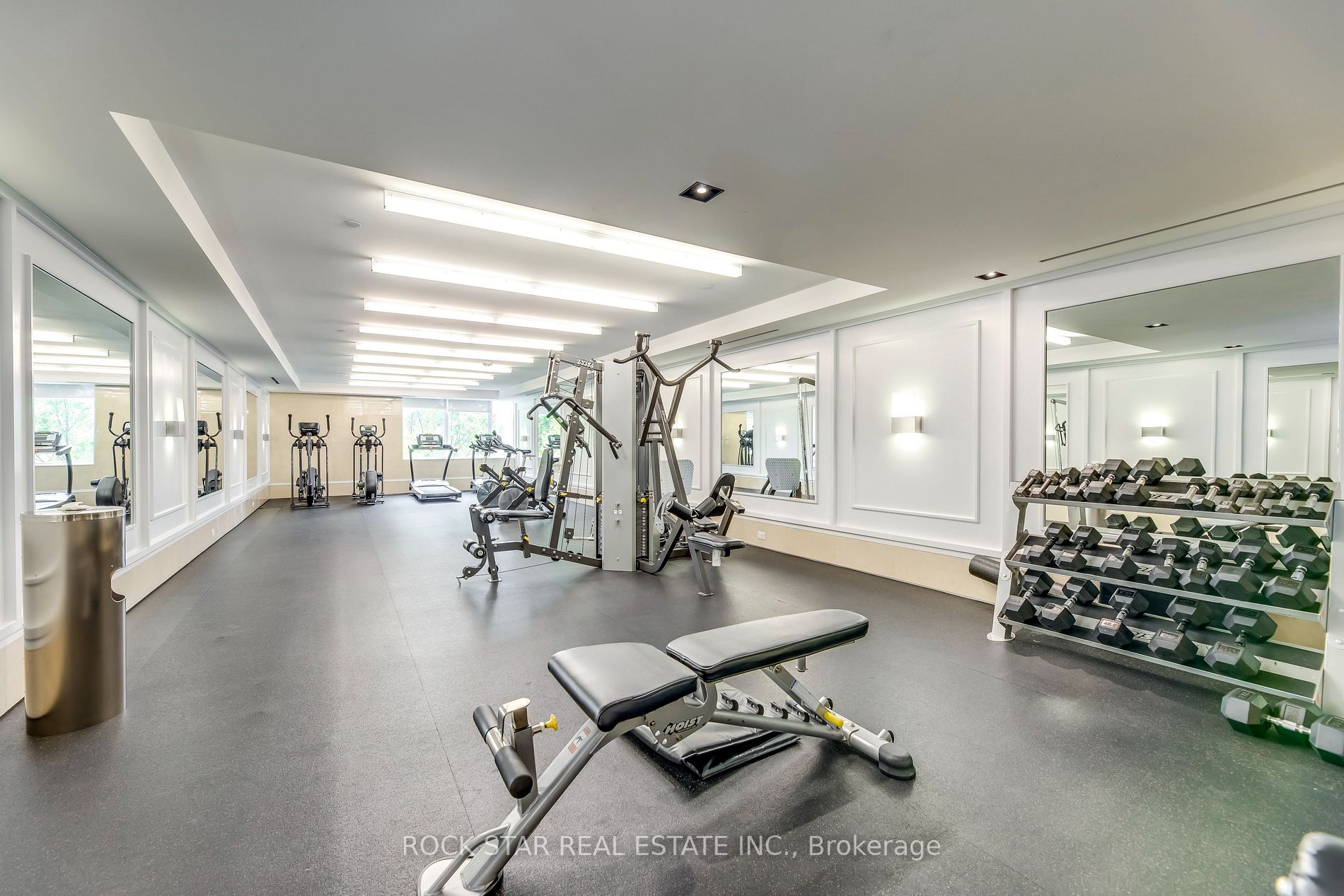 170 Chiltern Hill Rd, #208