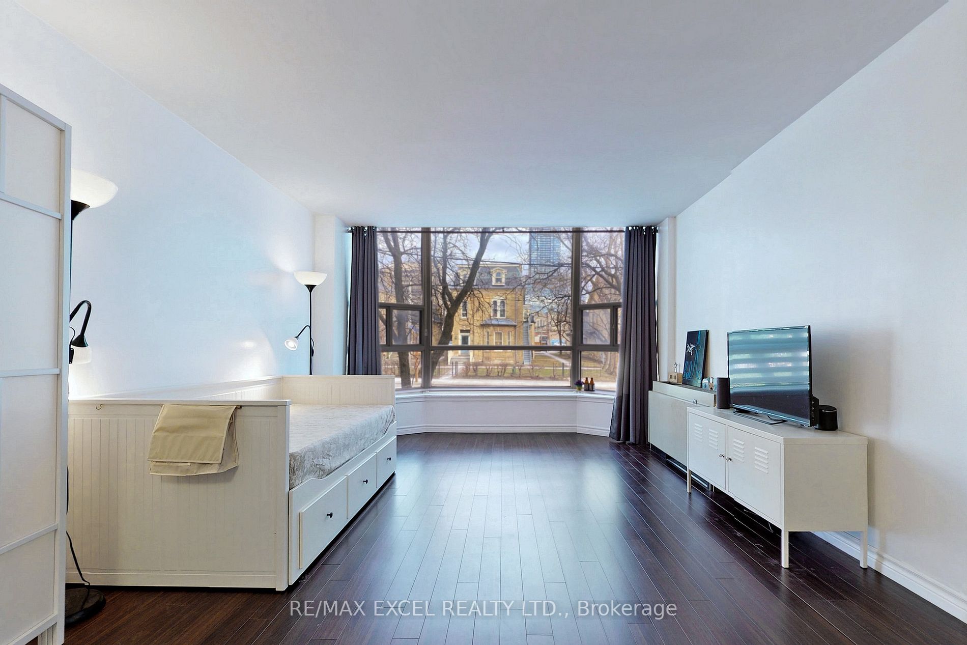 150 Beverley St, #1A
