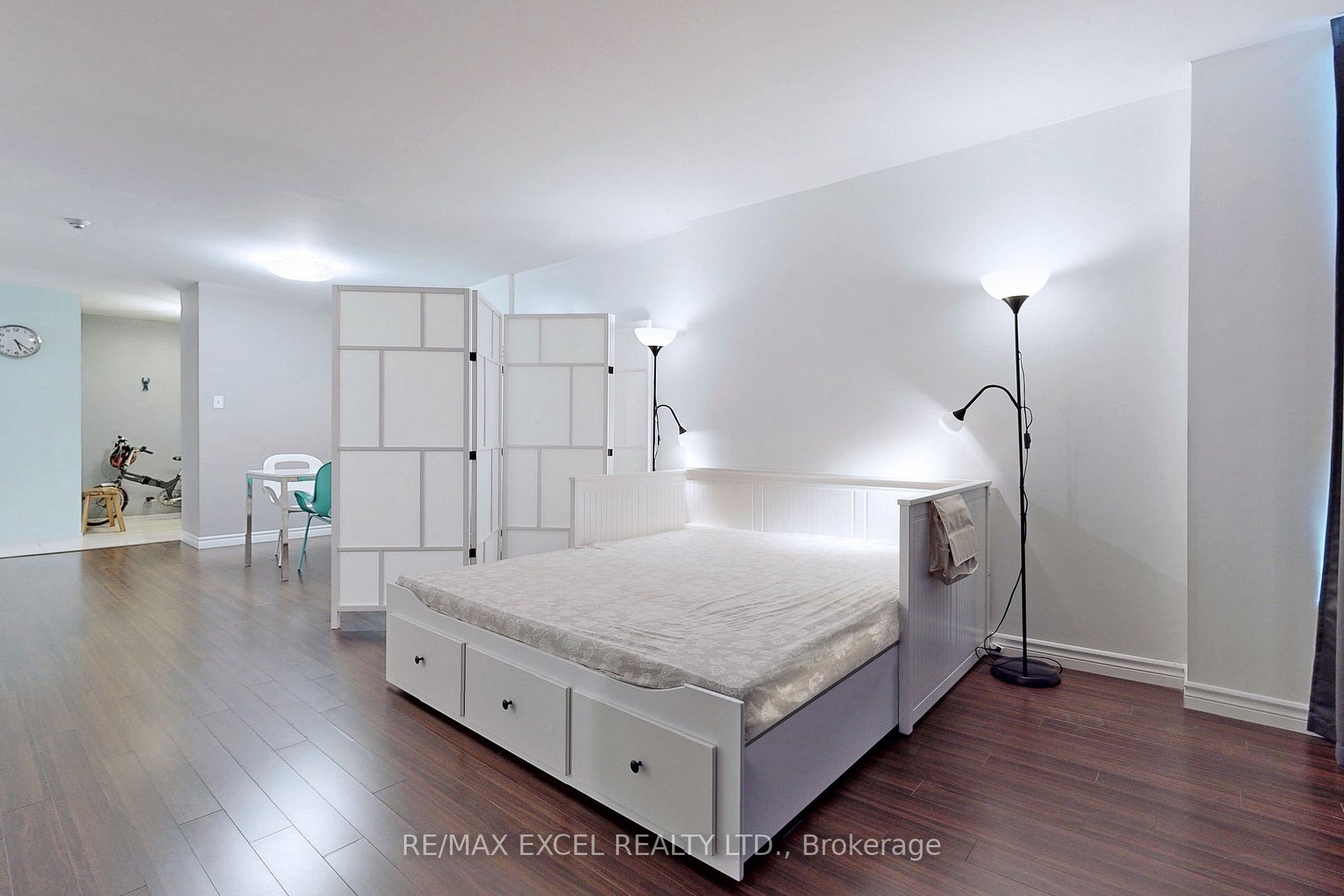 150 Beverley St, #1A