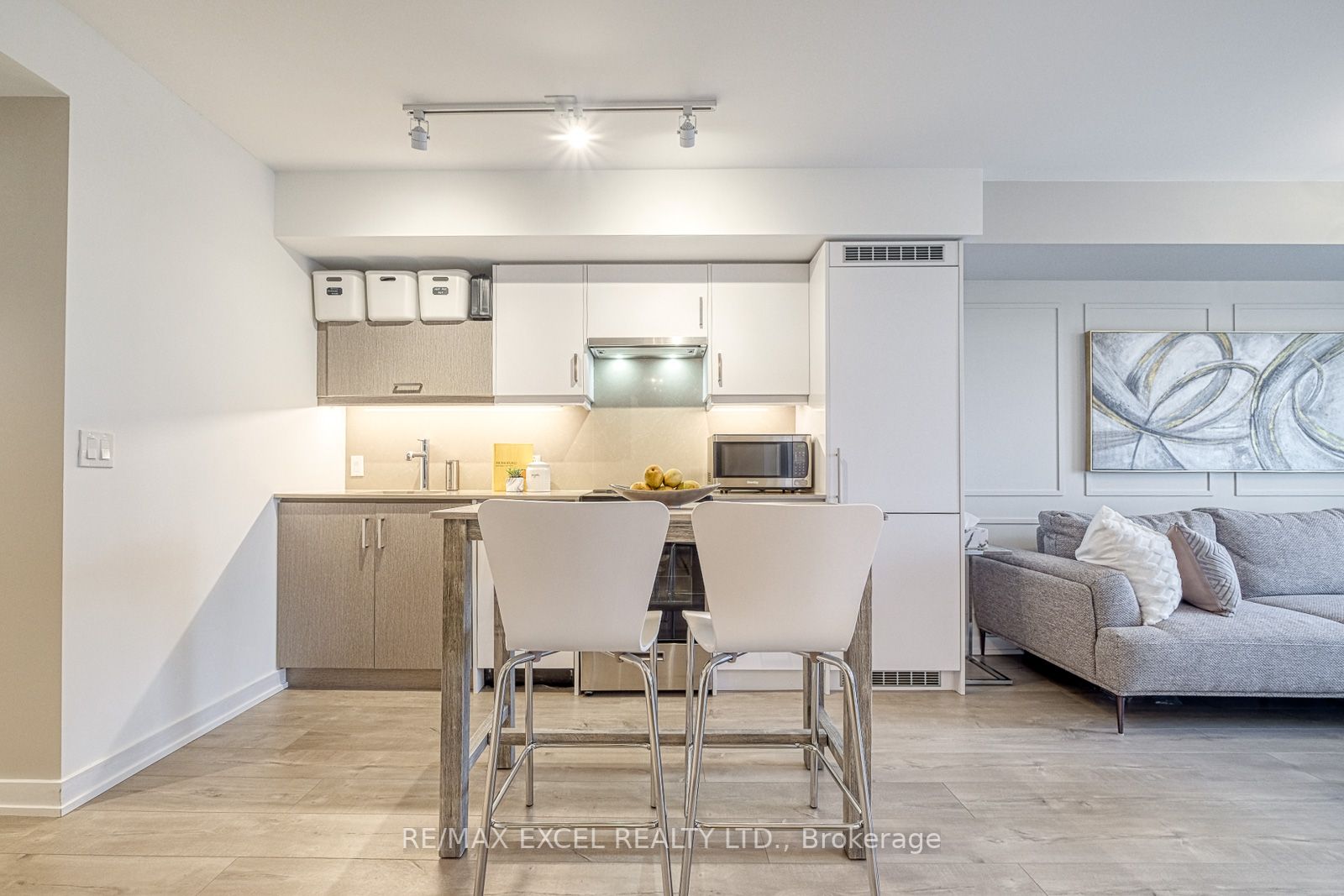 181 Huron St, #502