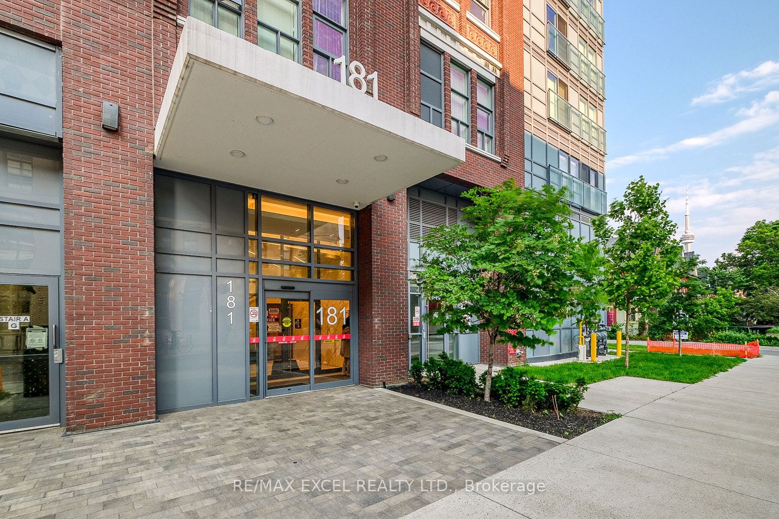 181 Huron St, #502