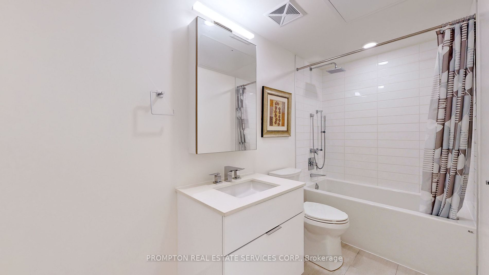 25 Richmond St E, #317