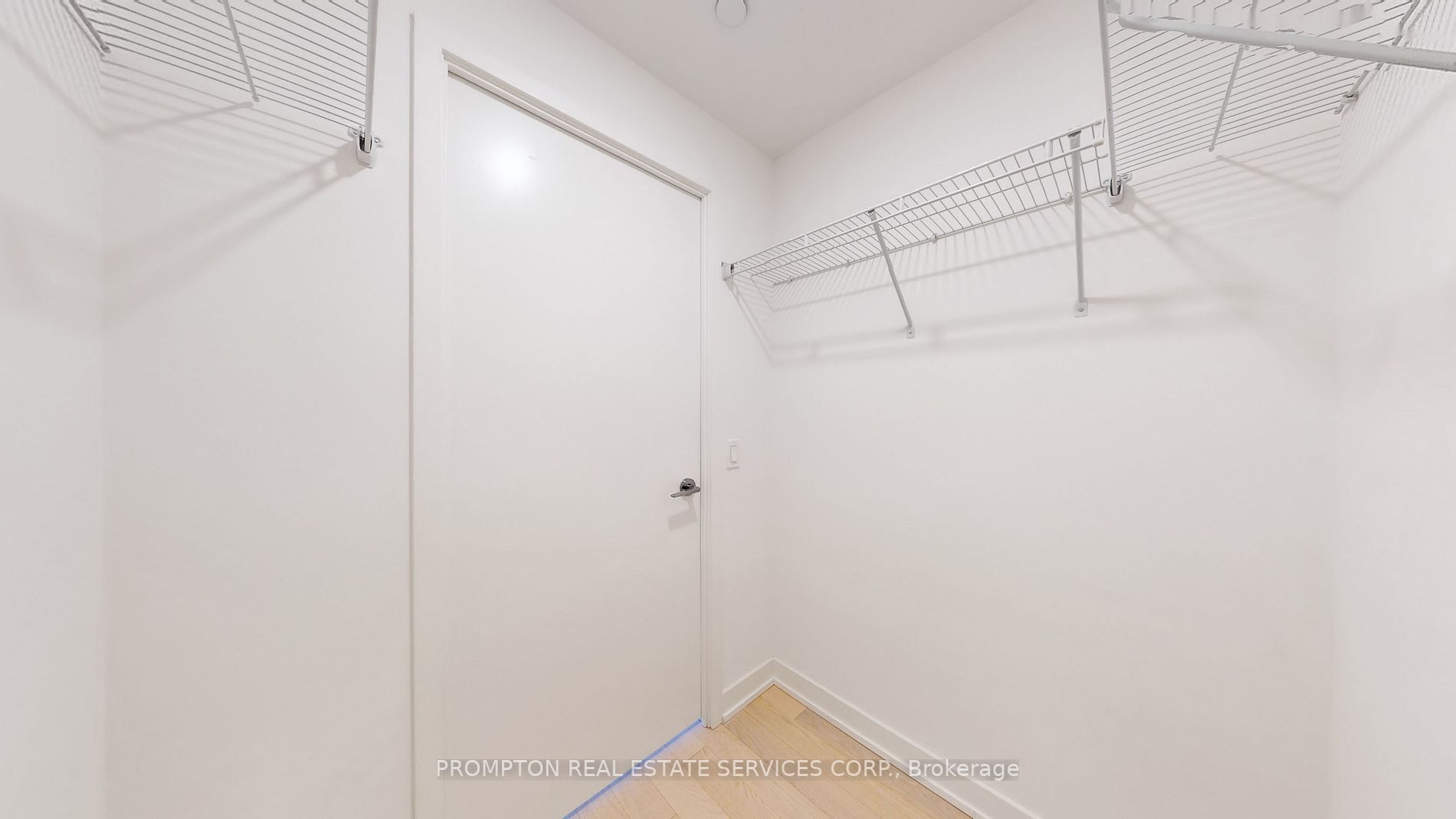 25 Richmond St E, #317