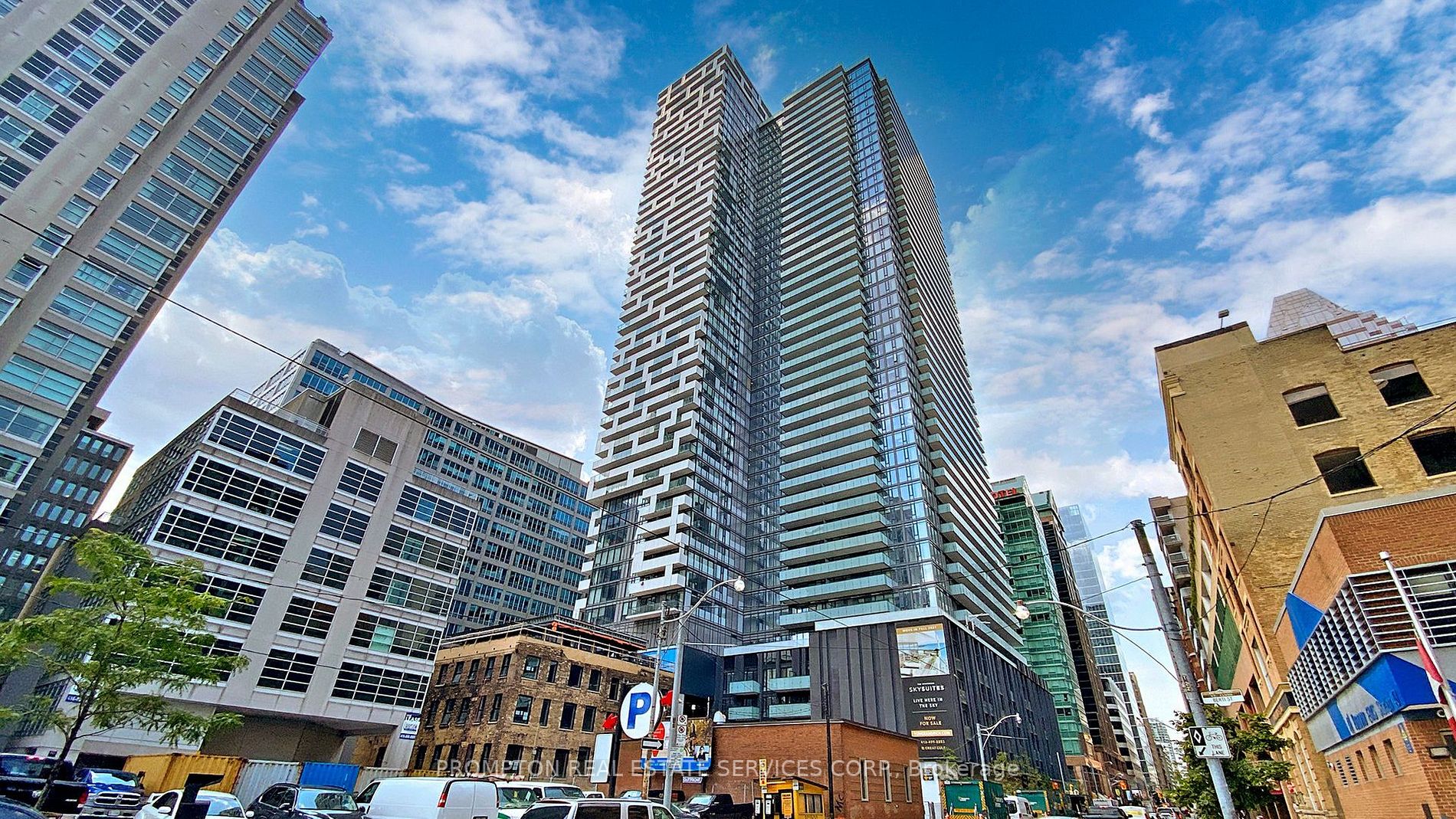 25 Richmond St E, #317