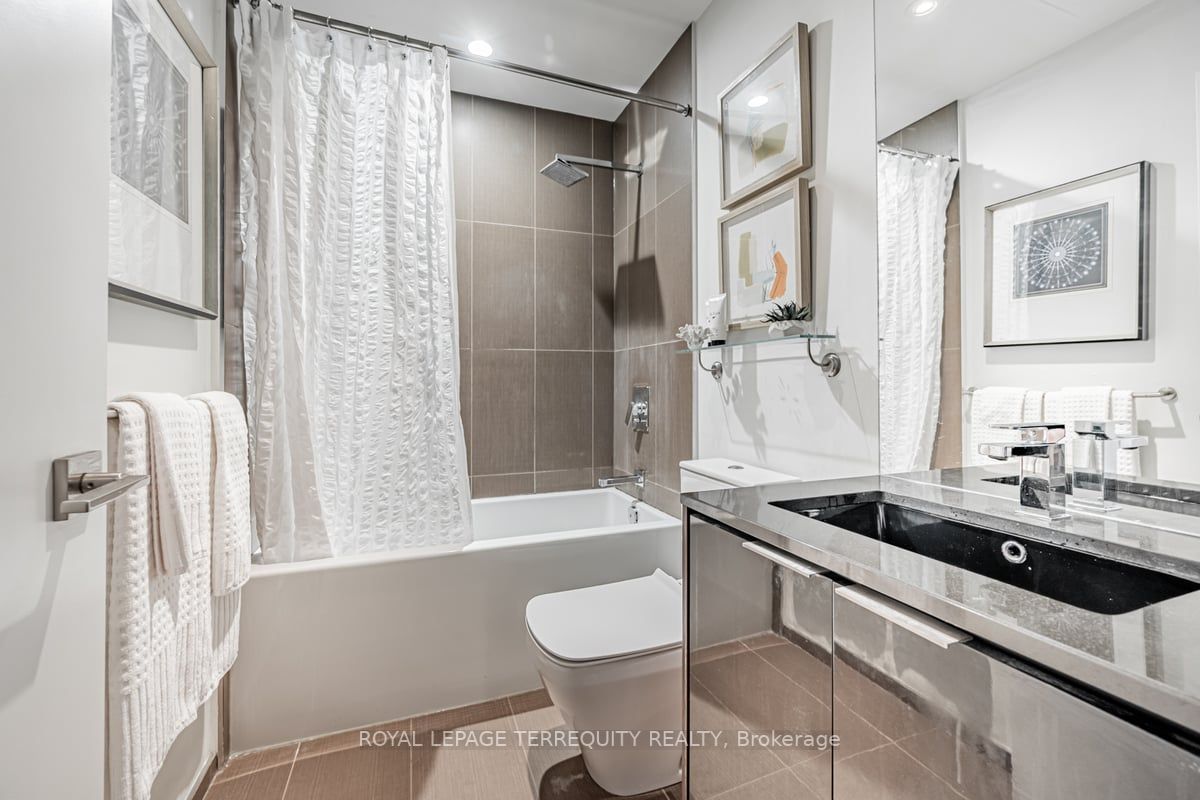 70 Temperance St, #308