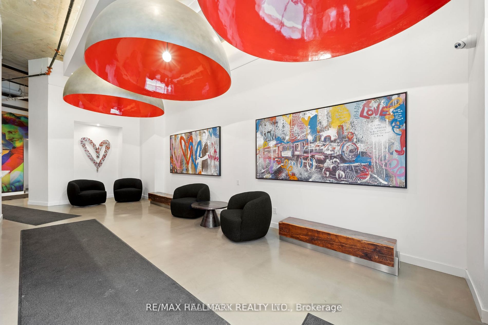 135 East Liberty St, #1905