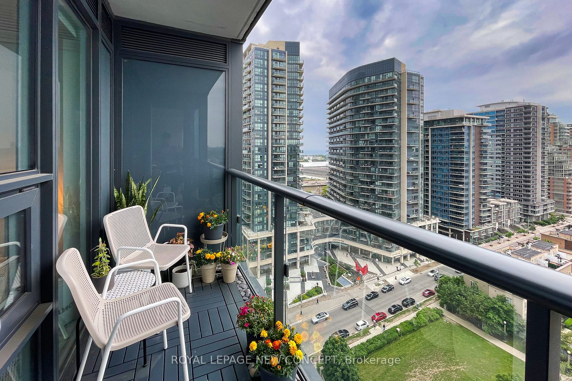 19 Western Battery Rd, #1715