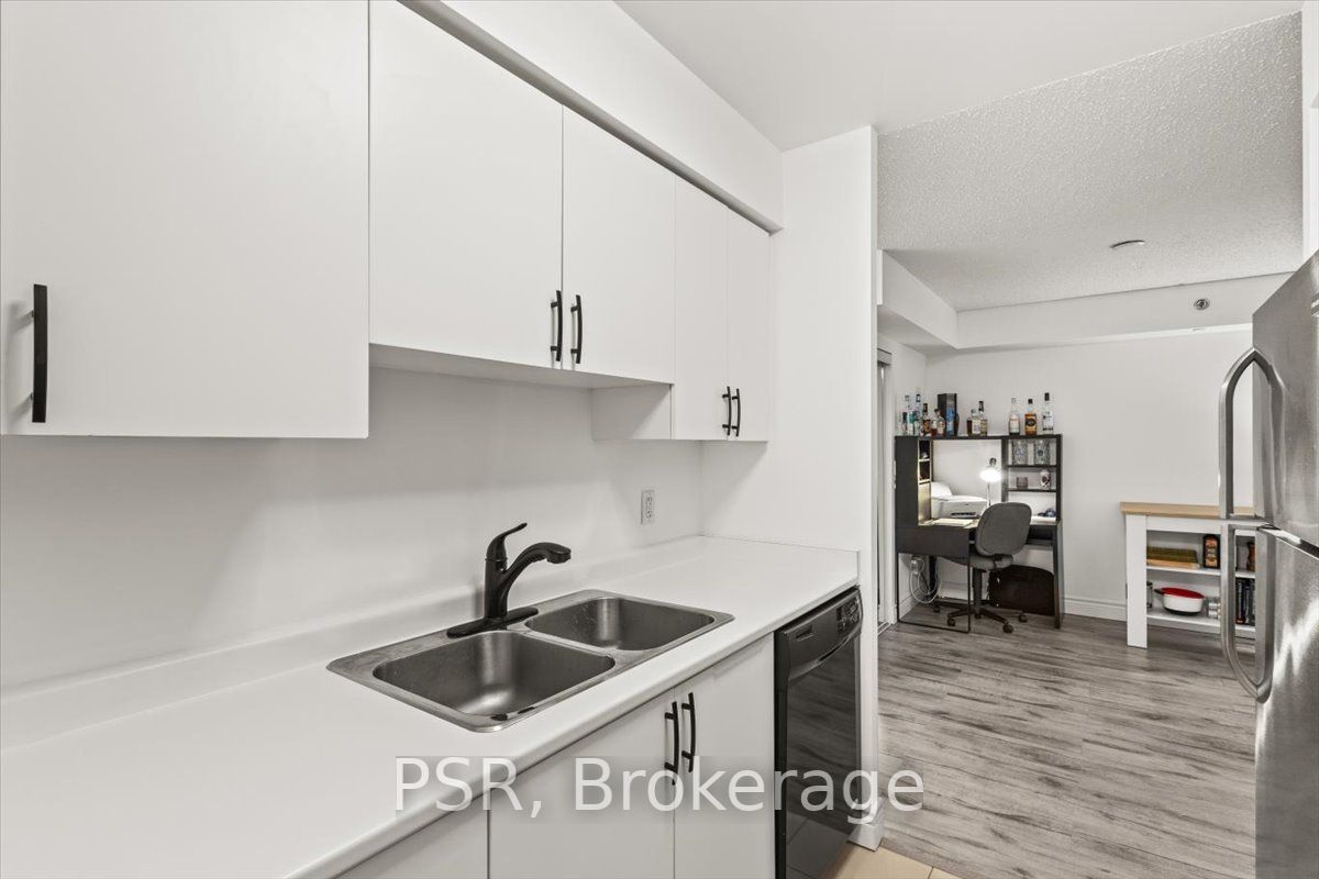 35 Saranac Blvd, #325