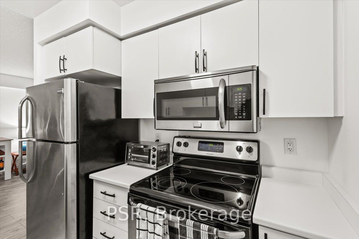 35 Saranac Blvd, #325