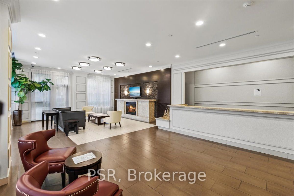 35 Saranac Blvd, #325
