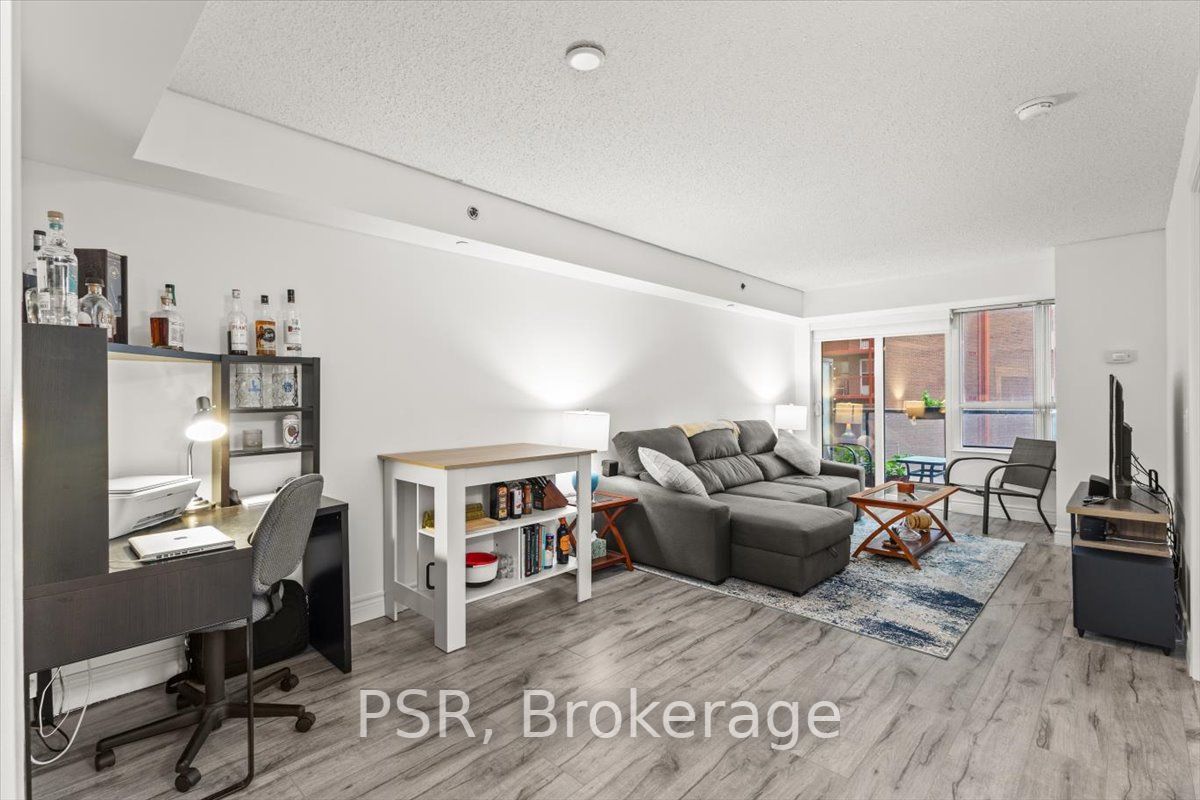 35 Saranac Blvd, #325