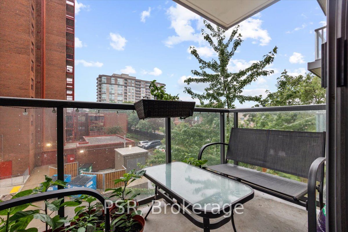 35 Saranac Blvd, #325