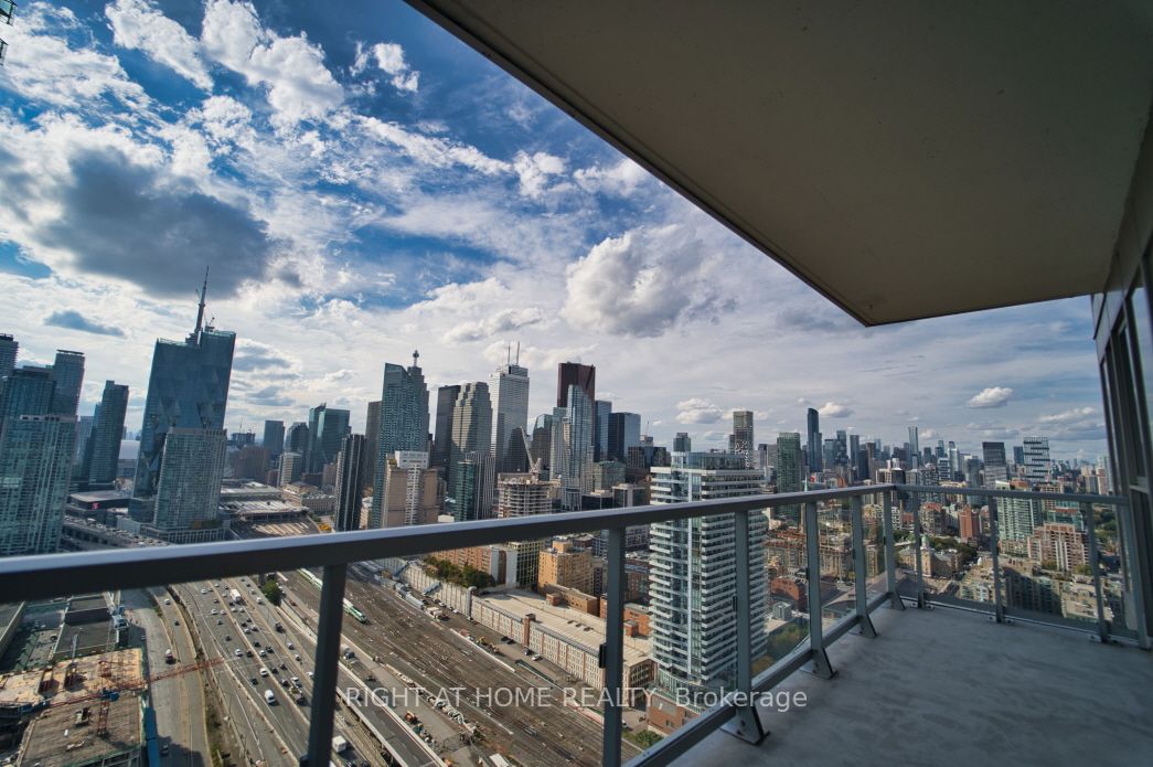 20 Richardson St, #3308