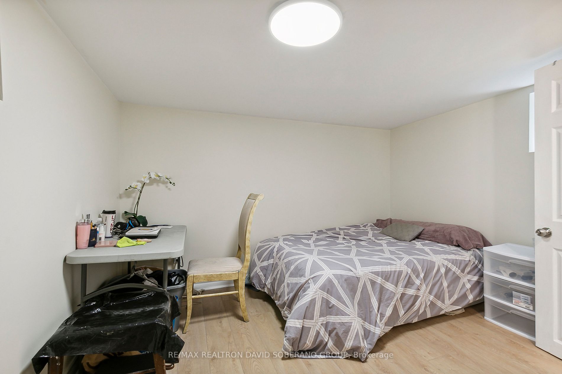 18 Cadillac Ave